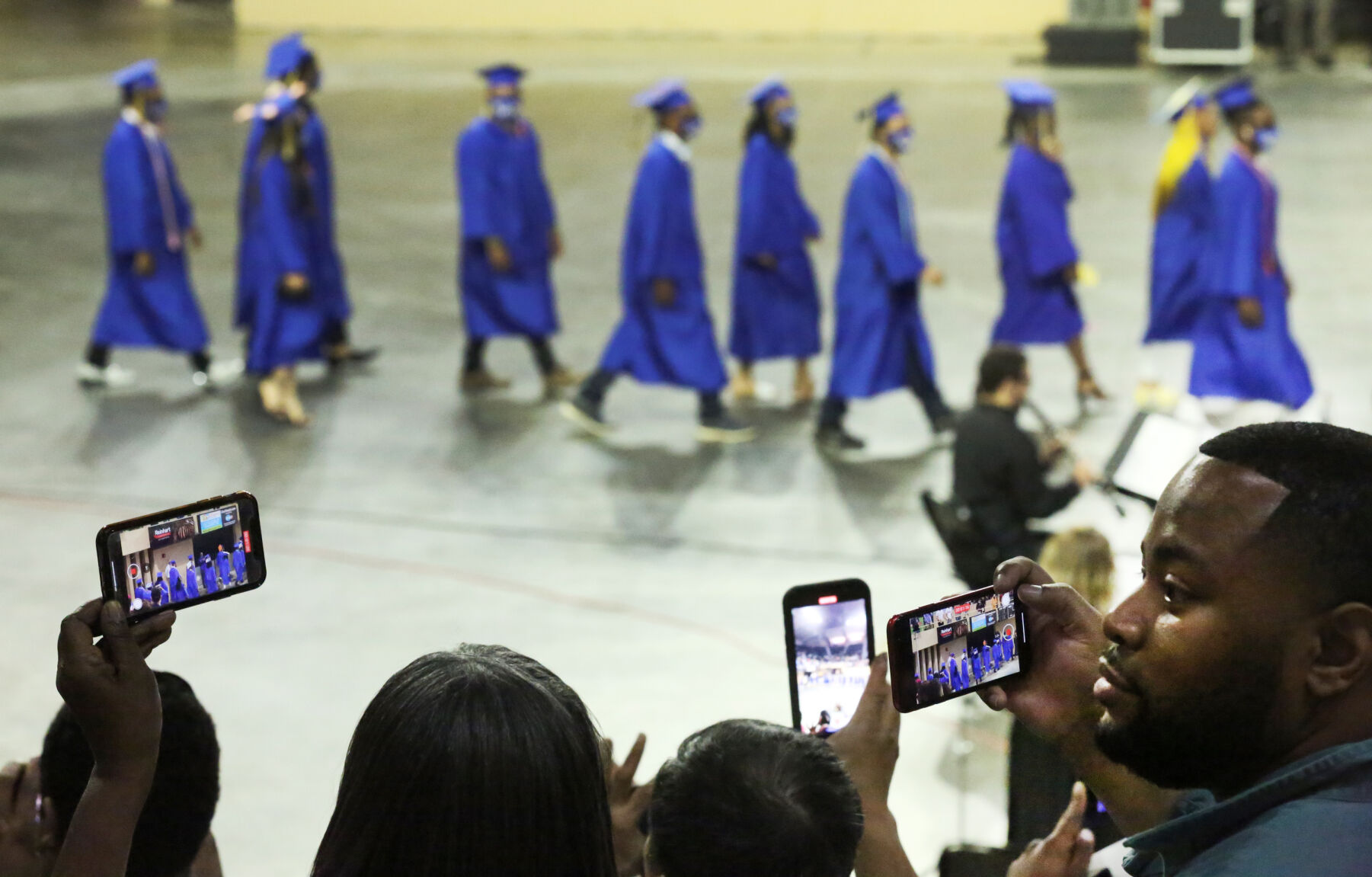 061121-roa-wfgraduation-08